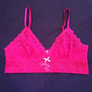 Victoria's Secret NWT Purple Lace Bralette Bra S