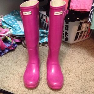 Pink hunters