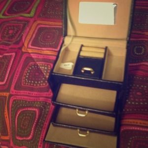 Black Leather Jewelry Box