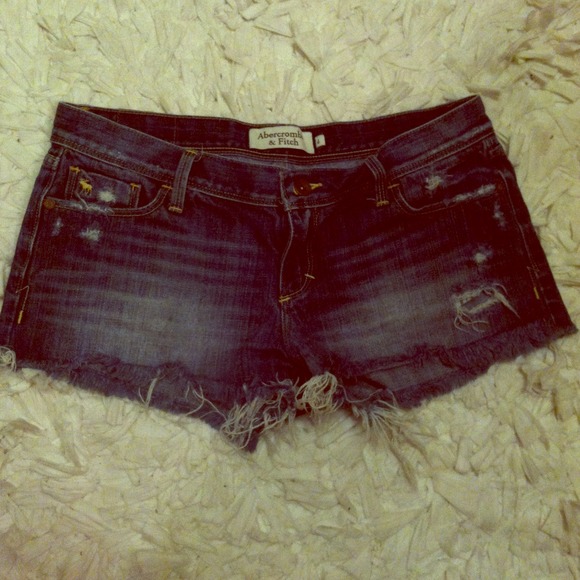 💢Abercrombie & Fitch Shorts marked down!