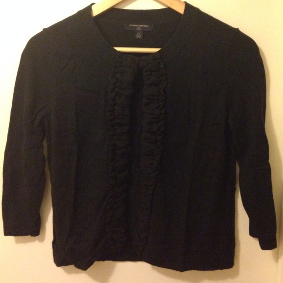 Banana Republic cropped cardigan