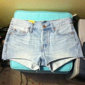 Worn roll 501 short - color: iced out