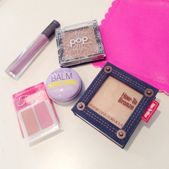 ❌SOLD IN BUNDLE❌Makeup 💄