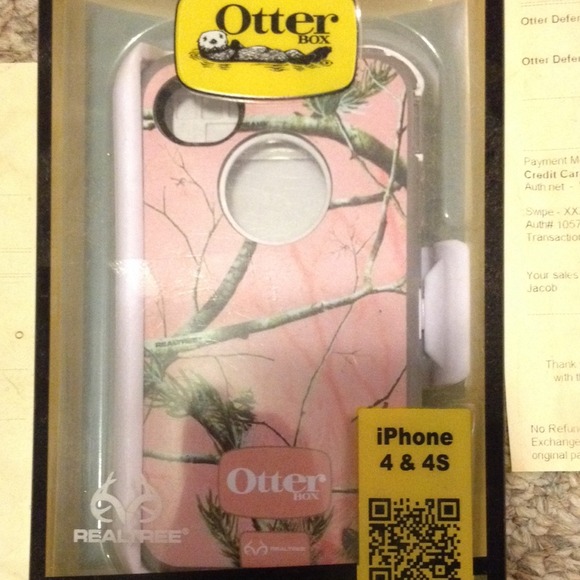🎁🎅Brand new otterbox. Great gift!