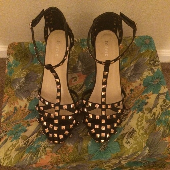T-Strap Gold Studded Sandals