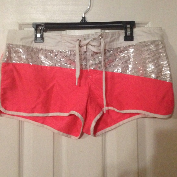Peach color shorts💎