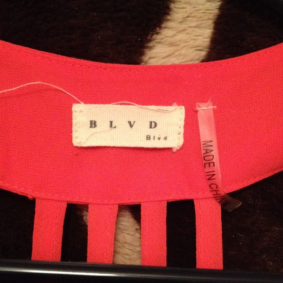 Cute orange Blvd tank! - Picture 2 of 3