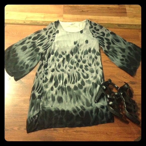 Grey design dress