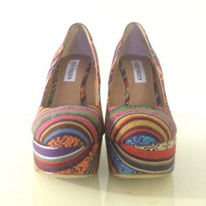 Cute platform shoes!!!