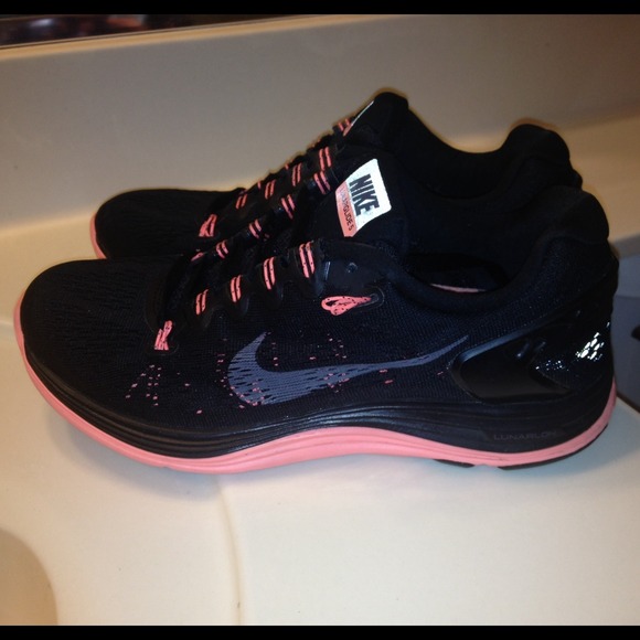 SOLD🔴 NIKE - Running Shoes - Lunarglide 5 BLK