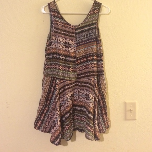 Aztec Dress - Picture 3 of 3