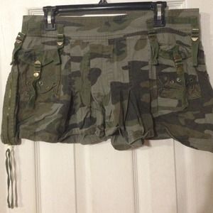 Camo skirt