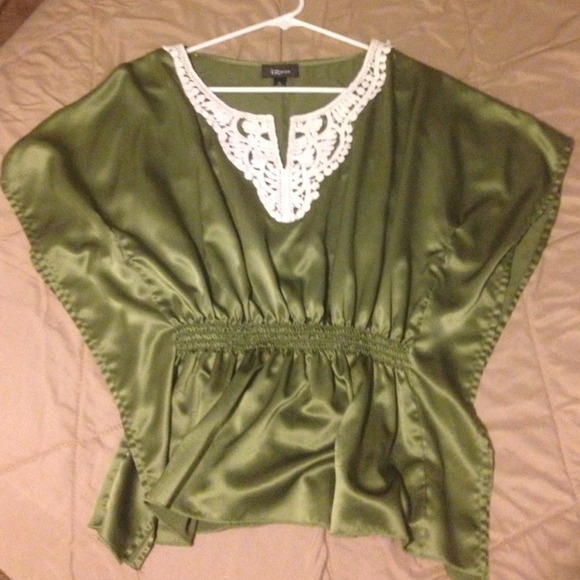 Green beautiful top!