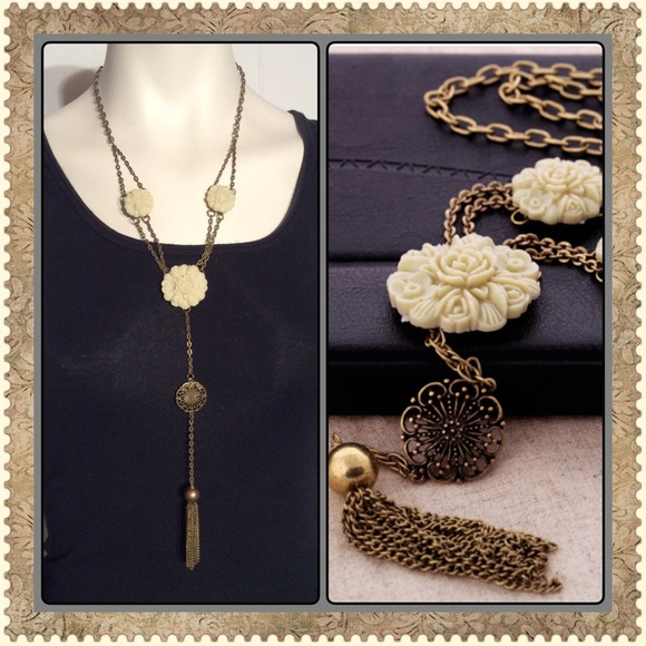Vintage Style Tassel Necklace