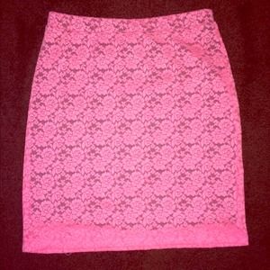 Pink laced pencil skirt