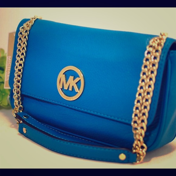 Michael Kors Handbags - Michael Kors Summer Blue Leather Fulton Purse