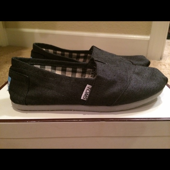 TOMS Worn Once!!! What a steal!!!