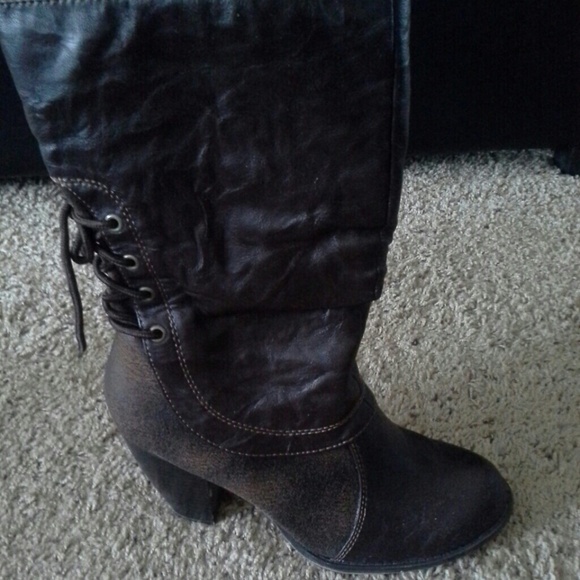 Brown boots