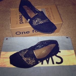Black crochet toms!