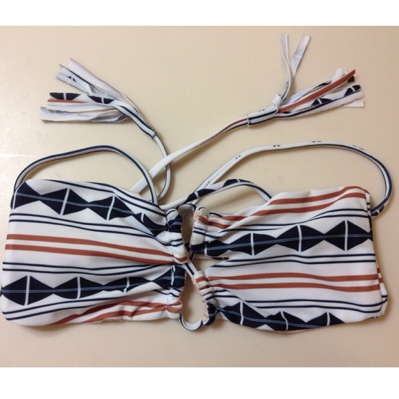 Acacia swimwear Lumahai Bandeau bikini top Tapa
