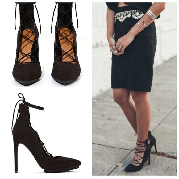 *SOLD* Shoe Cult by Nasty Gal Perry Pumps
