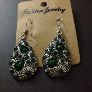 Silver drop with green rhinestones earrings