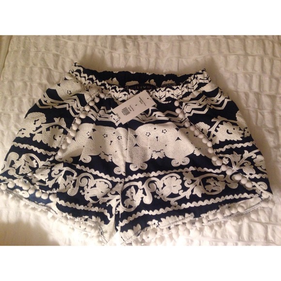Navy Medallion Print Shorts - Picture 3 of 4