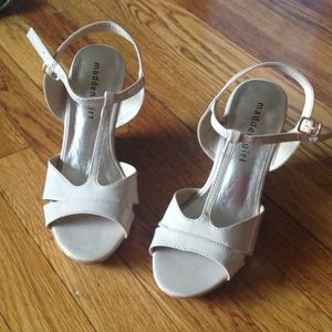 NWOT Steve Madden Girl nude T-strap wedge