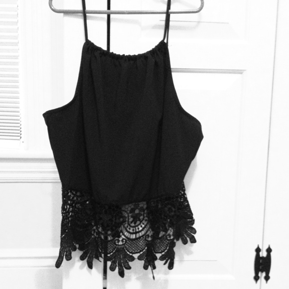 Black lace-bottom tank top