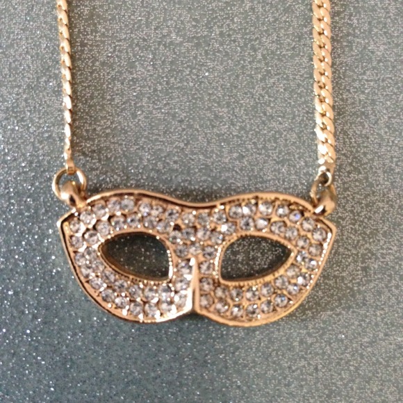 Sparkling Mask Necklace - Picture 2 of 3