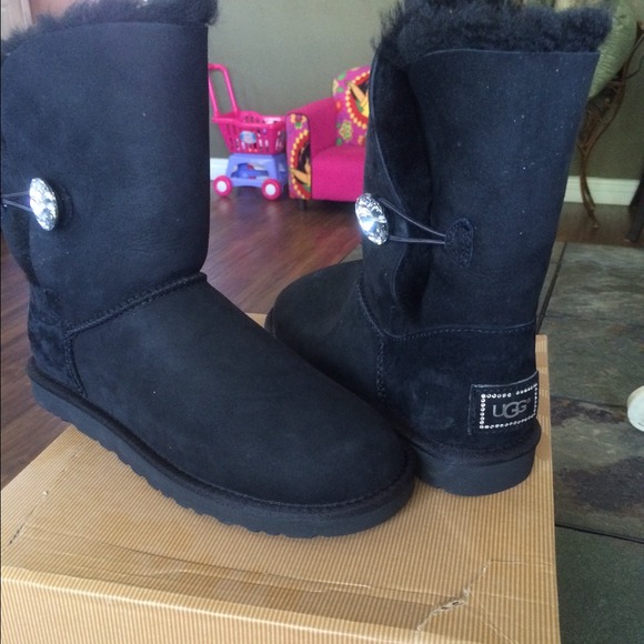 Bling black uggs