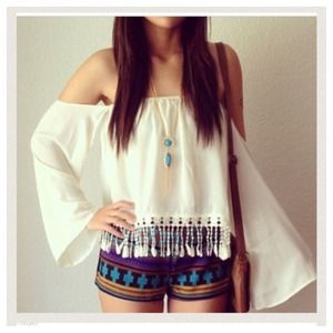off shoulder bohemian blouse. size large.