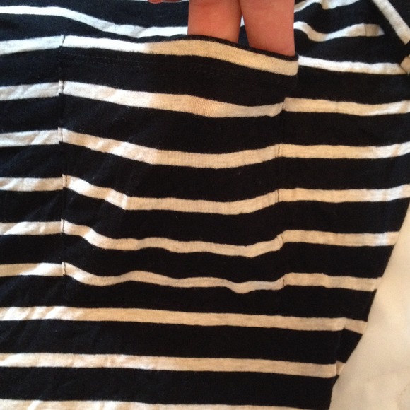 super soft tee - Picture 2 of 3