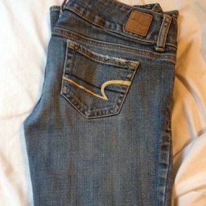 Size 00 AE Artist jeans
