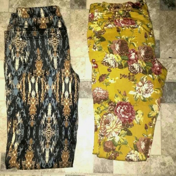 ⚠sold!2 pairs of lovely printed  jeans barely worn