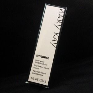 Ivory 5 Mary Kay matte wear liquid foundation