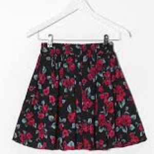 Red and black flower skater skirt