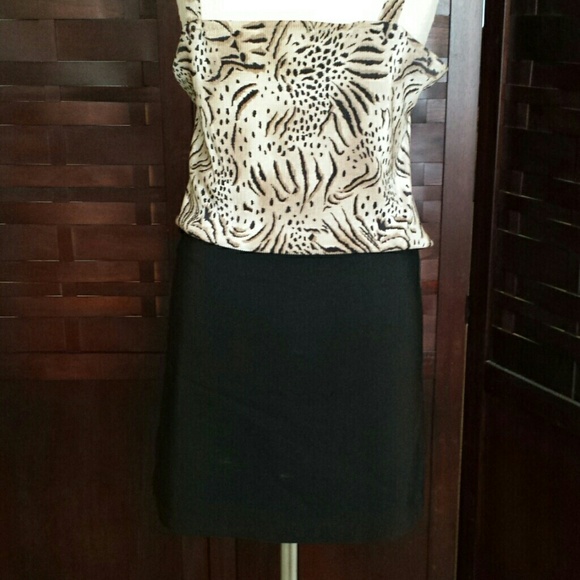 Black S/M Mini Skirt - Picture 4 of 4