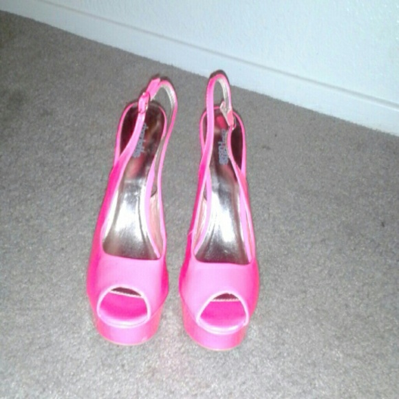 Hot pink stiletto hills