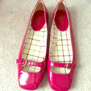 Coach fuchsia flats