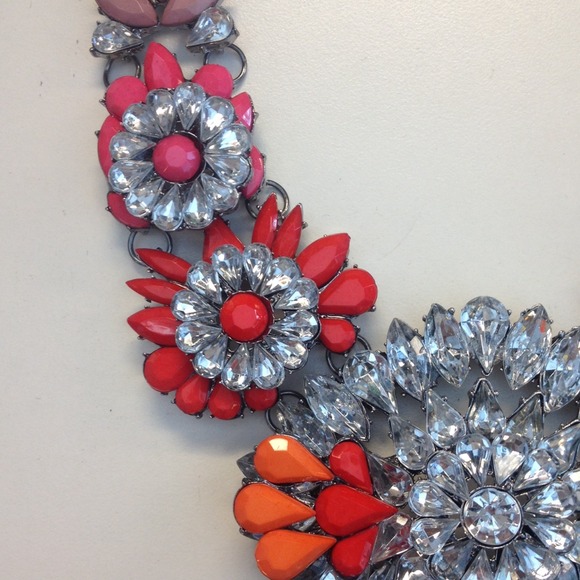 SOLD Pop Color Glam Jeweled Statement Necklace - Picture 4 of 4
