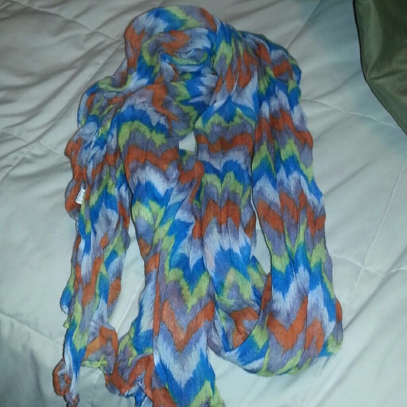 Scarf - Picture 2 of 2