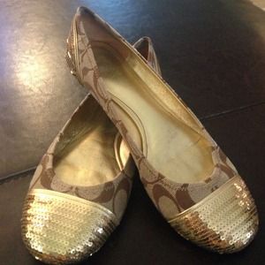 Coach flats