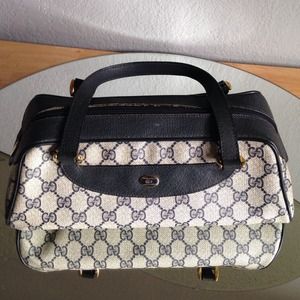 Authentic Gucci barrel vintage purse