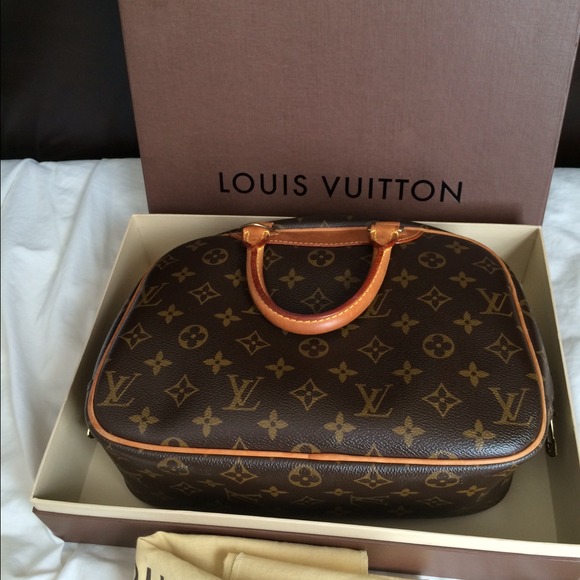 lv trouville price