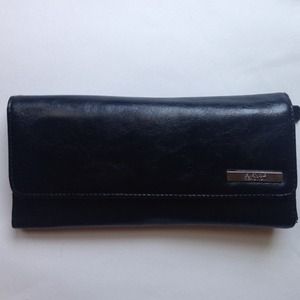 Kenneth Cole Reaction Trifold Wallet