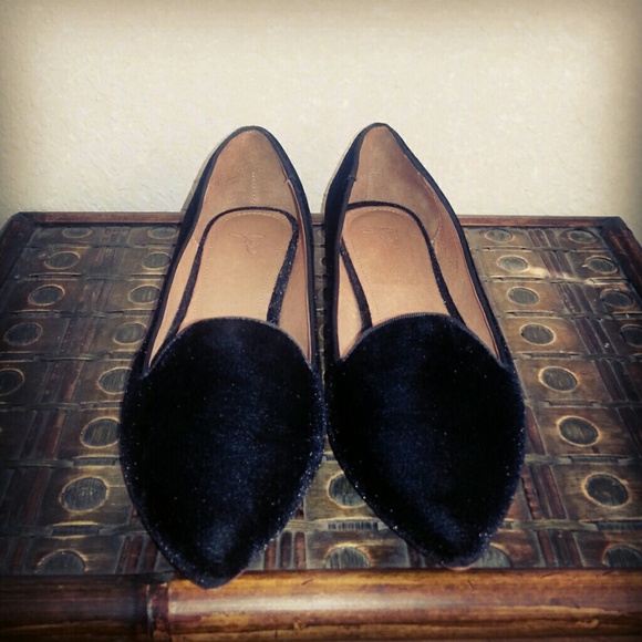 REDUCED PRICE- Josie Flats