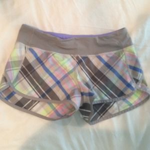 Lululemon Run Speed Short. Multicolor Plaid Size 6