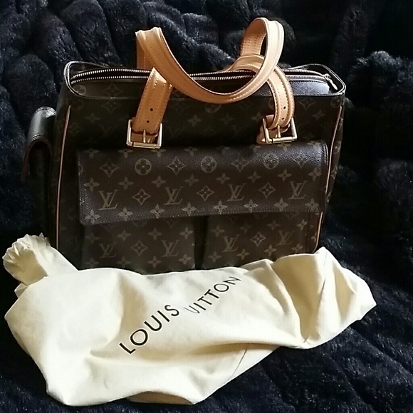 Louis Vuitton Authentic Multipli Cite!