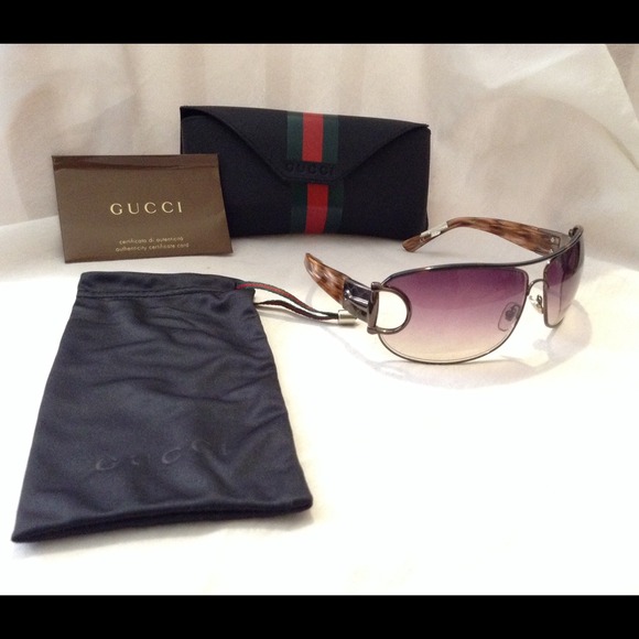 GUCCI SUNGLASSES